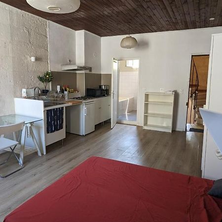 Hypercentre, Place Pie, Residence Amphoux Charmants Appartements Ou Studio Proche De La Gare Parkings Et Palais Des Papes أفينيون المظهر الخارجي الصورة