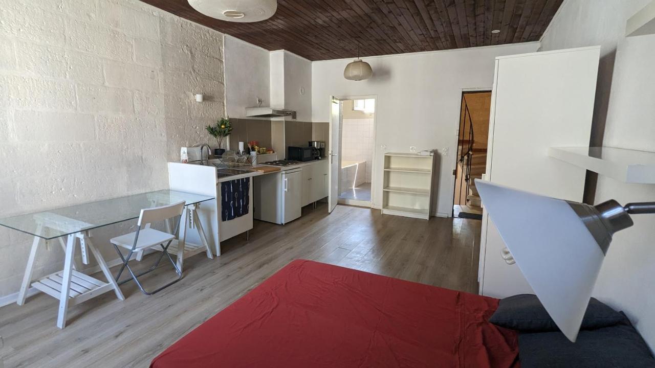 Hypercentre, Place Pie, Residence Amphoux Charmants Appartements Ou Studio Proche De La Gare Parkings Et Palais Des Papes أفينيون المظهر الخارجي الصورة