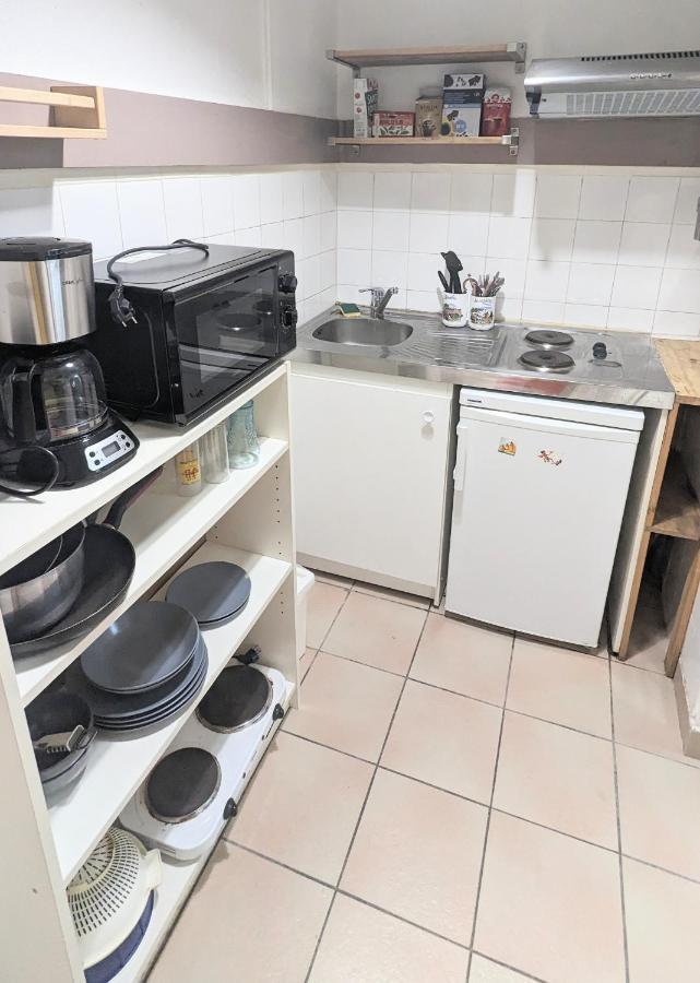 Hypercentre, Place Pie, Residence Amphoux Charmants Appartements Ou Studio Proche De La Gare Parkings Et Palais Des Papes أفينيون المظهر الخارجي الصورة